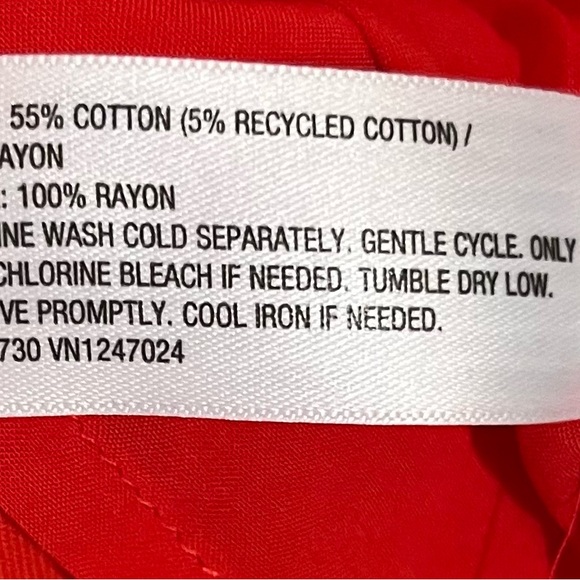 Adorable Kate Spade Cherry Red Scalloped Hem Shift Dress - Picture 4 of 6